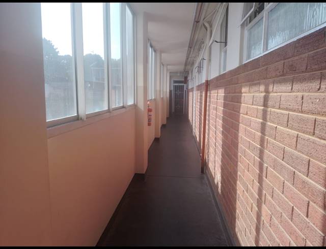 2 BEDROOM FLAT FOR SALE IN GLENWOOD
